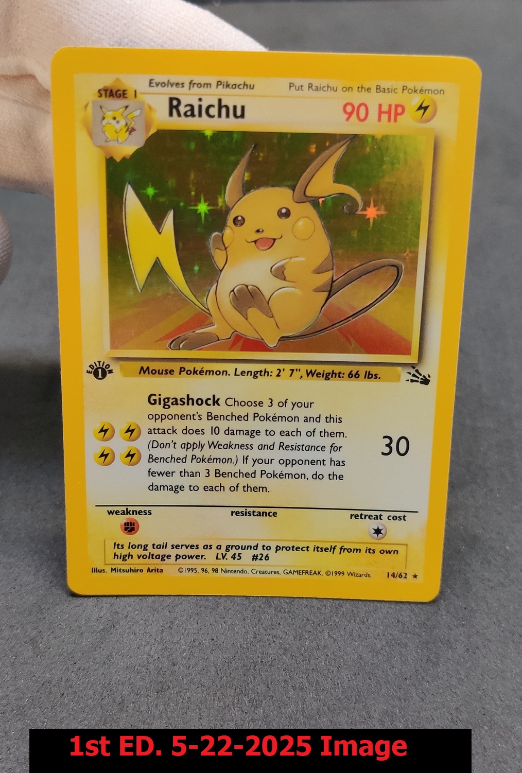 Raichu - 14/62 - Holo Rare - 1st Edition